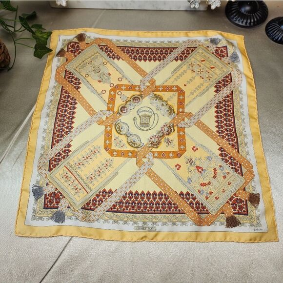 Hermès BRINS D'OR Scarf designed by Julia Abadie SILK Authentic - Picture 4 of 10